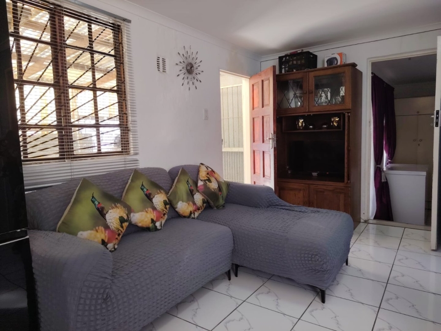 2 Bedroom Property for Sale in Wesbank Western Cape